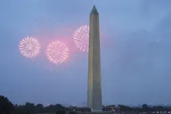 Data Doctors: How to snap great fireworks pics on July Fourth